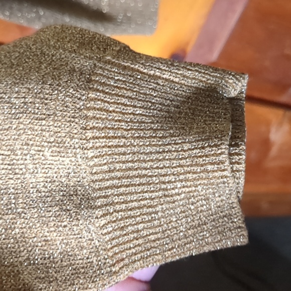 vintage JESSICA* gold lamé long sleeve mock neck lightweight sweater top. XL - Picture 4 of 10